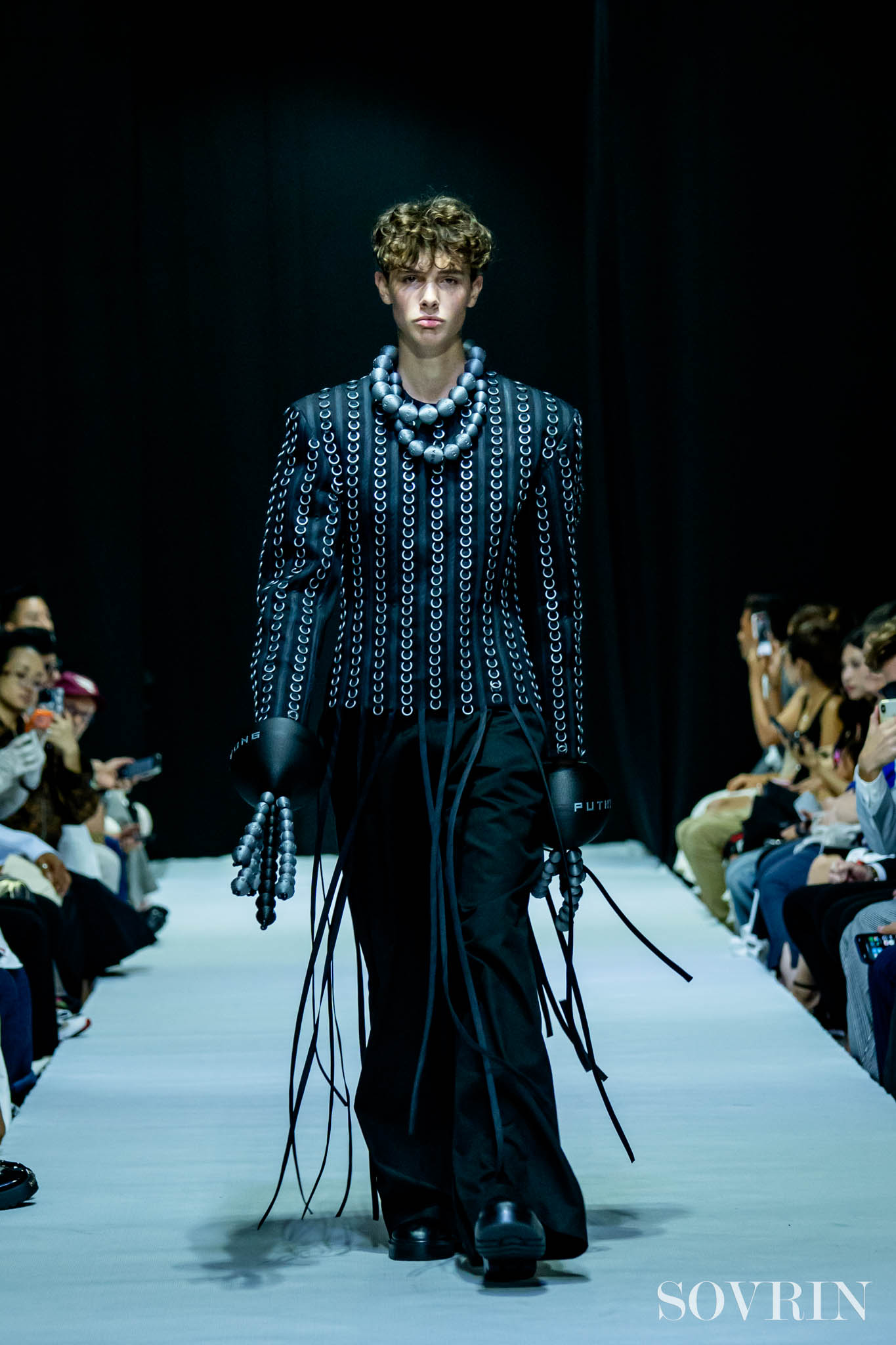 Designer : Puthy Vong
